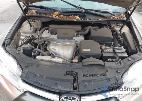 2016 Toyota Camry Le z USA, uszkodzony, nr VIN 4T1BF1FK8GU539664